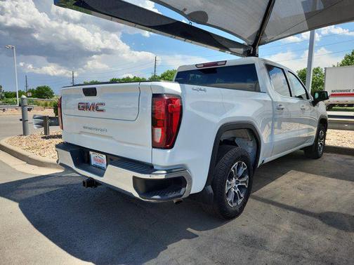 2023 GMC Sierra 1500 SLE