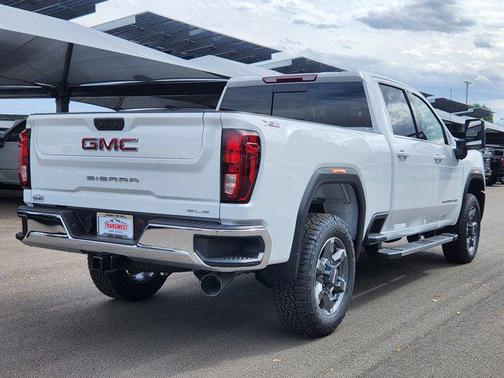 2026 GMC Sierra 2500 SLE
