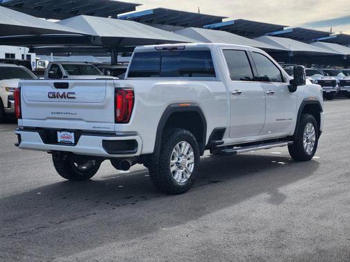 2020 GMC Sierra 2500 Denali