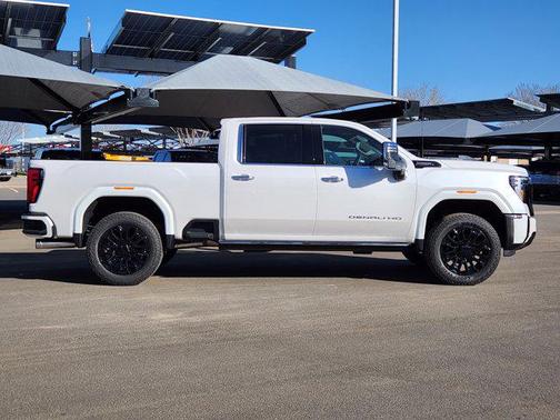 2025 GMC Sierra 2500 Denali Ultimate