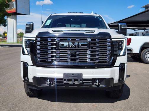 2025 GMC Sierra 3500 Denali