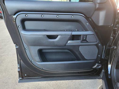 2020 Land Rover Defender 110 X