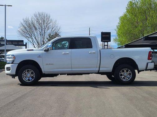Bright White Clearcoat 2024 RAM 2500 Laramie Crew Cab 4x4 6'4' Box