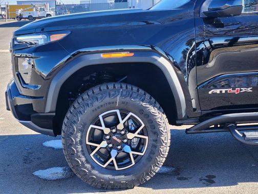 2026 GMC Canyon AT4X