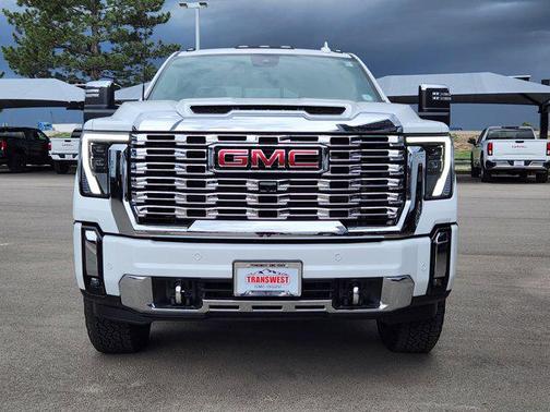 2025 GMC Sierra 2500 Denali