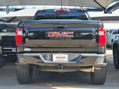 Onyx Black 2023 GMC Canyon Denali
