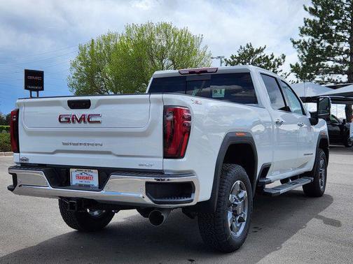 2025 GMC Sierra 2500 SLT
