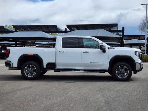 2025 GMC Sierra 2500 SLT