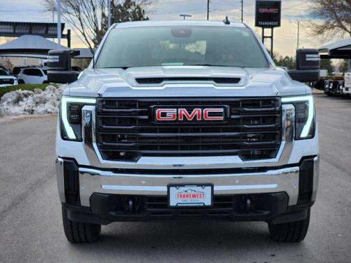 2025 GMC Sierra 2500 Base