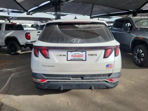 2022 Hyundai TUCSON SE