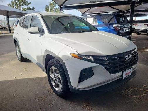 2022 Hyundai TUCSON SE