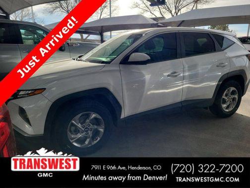 2022 Hyundai TUCSON SE