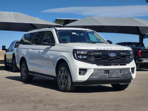 White 2025 Ford Expedition Max Active 4x4