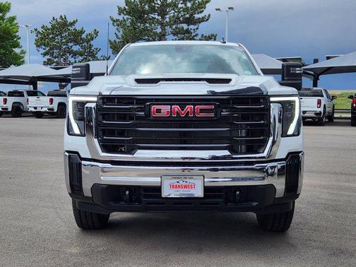 2025 GMC Sierra 2500 Base
