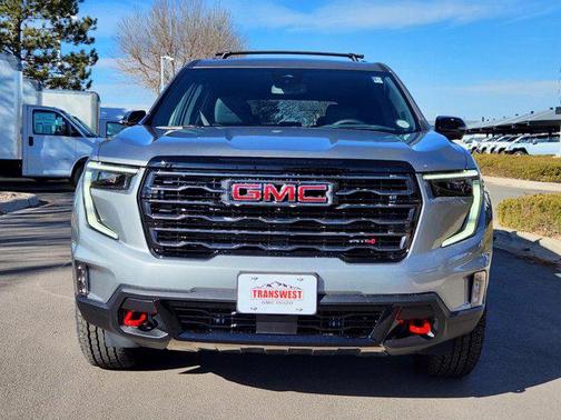 2025 GMC Acadia AWD AT4