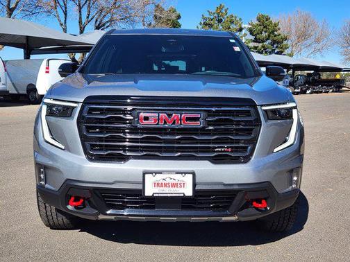 2025 GMC Acadia AWD AT4