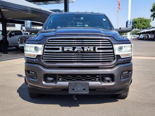 2019 RAM 3500 Laramie Crew Cab 4x4 8' Box