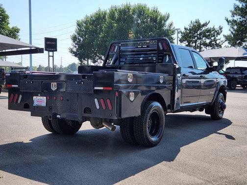 2019 RAM 3500 Laramie Crew Cab 4x4 8' Box