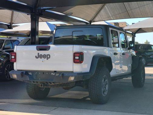 Bright White Clearcoat 2020 Jeep Gladiator Rubicon