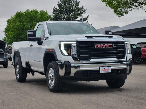 Summit White 2026 GMC Sierra 2500 Pro