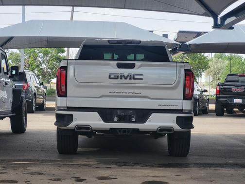 White Frost Tricoat 2022 GMC Sierra 1500 Denali Ultimate