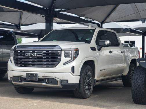 White Frost Tricoat 2022 GMC Sierra 1500 Denali Ultimate