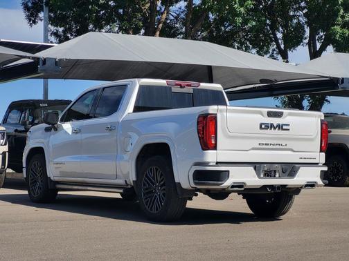 White Frost Tricoat 2022 GMC Sierra 1500 Denali Ultimate