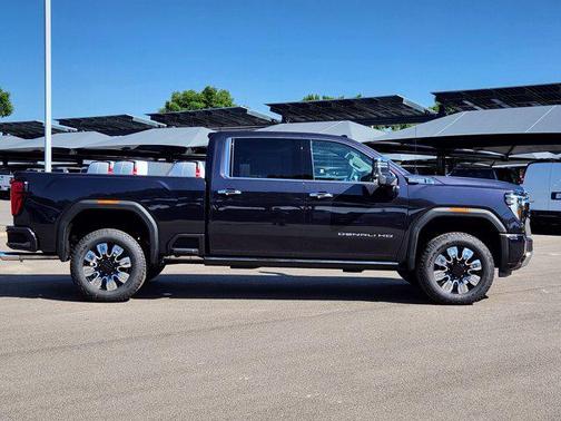 2025 GMC Sierra 2500 Denali