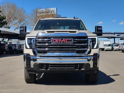 Coastal Dune 2026 GMC Sierra 2500 SLE