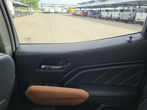 Sterling Metallic 2026 GMC Canyon AT4