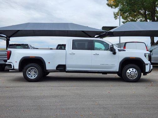 2026 GMC Sierra 3500 Denali