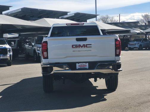 2026 GMC Sierra 2500 Pro