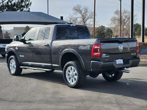 2020 RAM 2500 Laramie Crew Cab 4X4 6'4' Box