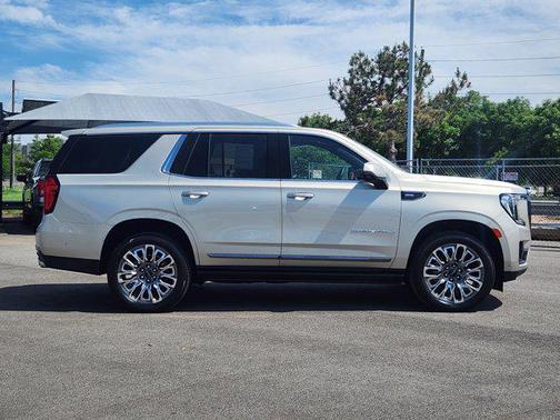 2024 GMC Yukon Denali Ultimate