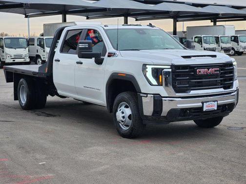 2026 GMC Sierra 3500 Base