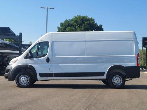 Bright White Clearcoat 2026 RAM ProMaster 2500 Tradesman