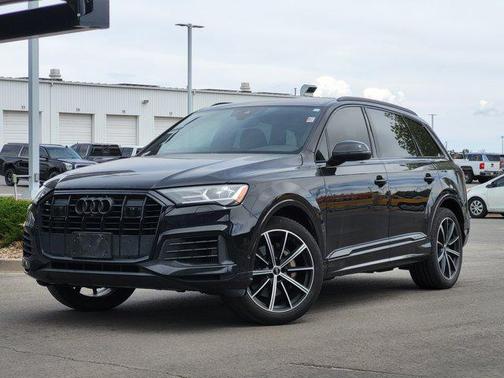 Orca Black Metallic 2020 Audi Q7 55 Premium Plus
