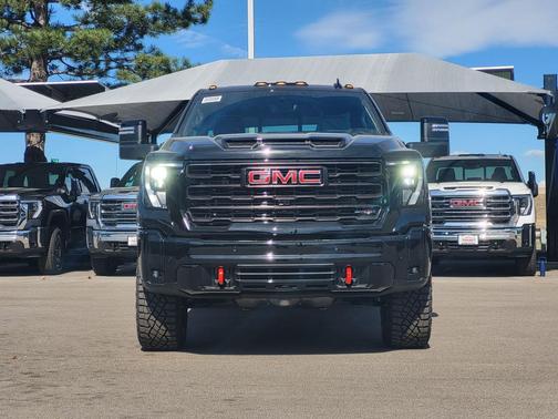 Onyx Black 2026 GMC Sierra 2500 AT4X