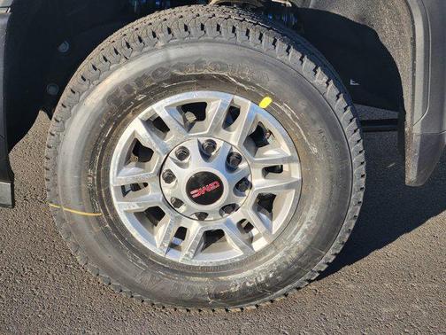 2026 GMC Sierra 2500 Pro