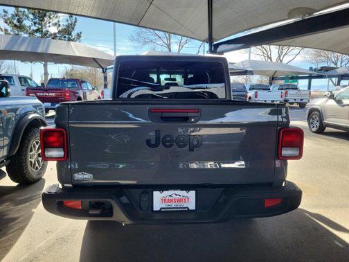 2023 Jeep Gladiator Sport S