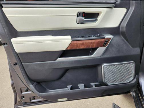 2024 Toyota Tundra Hybrid Capstone