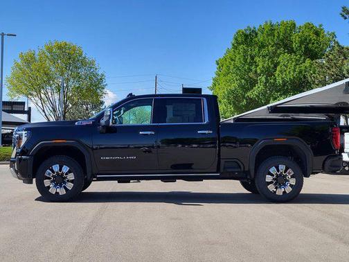 Onyx Black 2026 GMC Sierra 2500 Denali