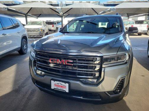 2023 GMC Acadia AWD AT4