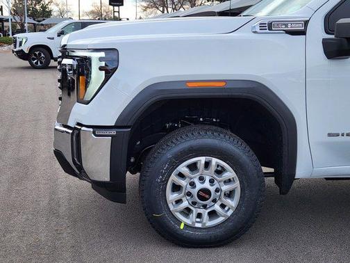 2026 GMC Sierra 2500 Base