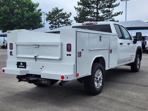 2025 GMC Sierra 2500 Base