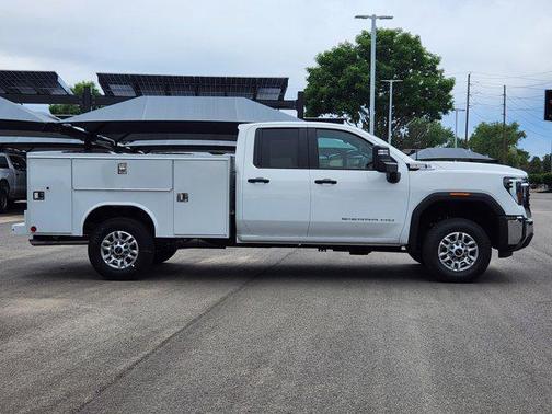 2025 GMC Sierra 2500 Base