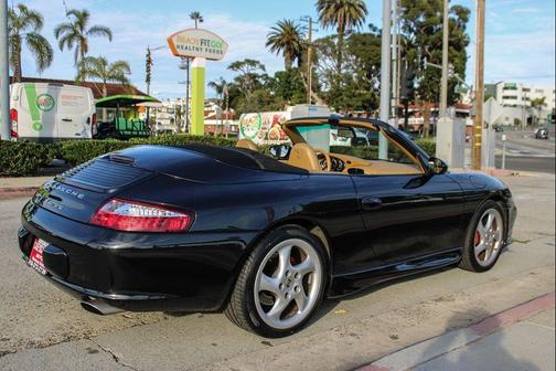 2002 Porsche 911 Cabriolet