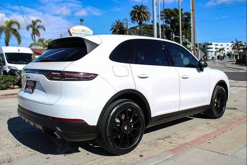 2019 Porsche Cayenne Cayenne