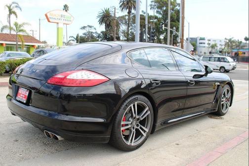 2012 Porsche Panamera Turbo