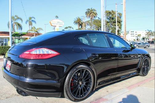 2013 Porsche Panamera GTS